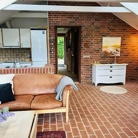 Σπίτι διακοπών Luxury With Hot Tub & Wifi Børkop